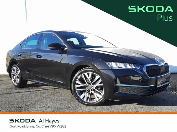 Skoda Octavia Saloon, Petrol, 2025, Black
