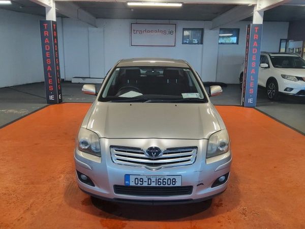 Toyota Avensis Saloon, Petrol, 2009, Silver