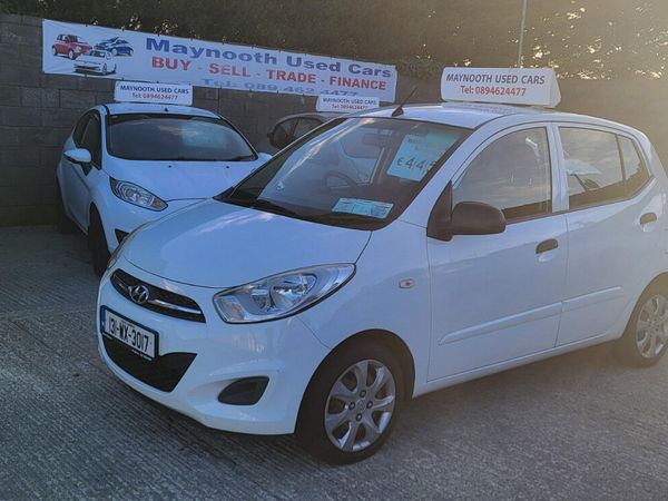 Hyundai i10 Hatchback, Petrol, 2013, White