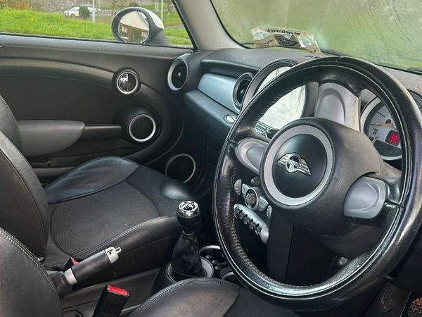 Mini Cooper Hatchback, Petrol, 2007, Black