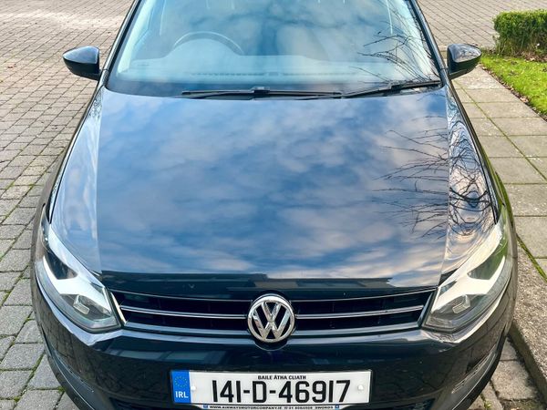 Volkswagen Polo Hatchback, Petrol, 2014, Black