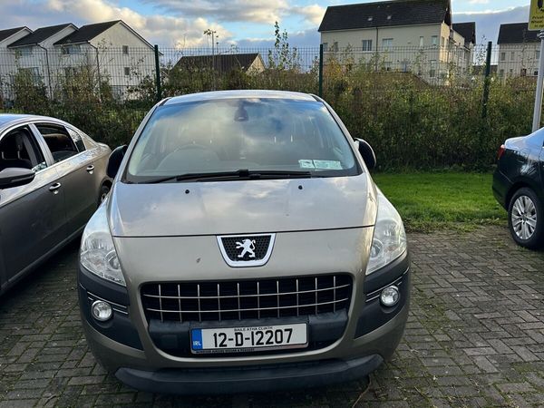 Peugeot 3008 MPV, Diesel, 2012, Grey