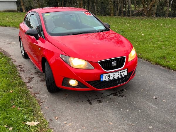 SEAT Ibiza Hatchback, Petrol, 2009, Red