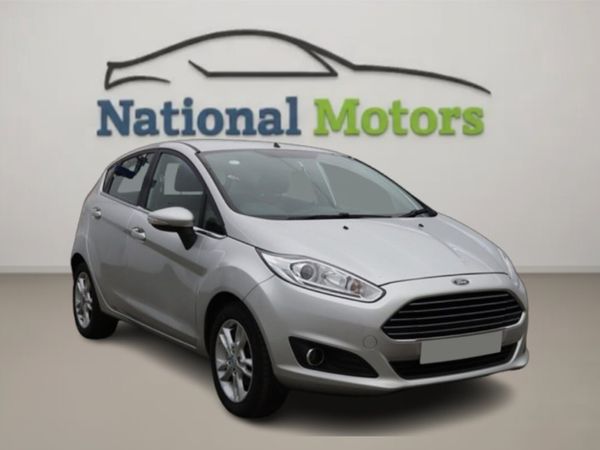 Ford Fiesta Hatchback, Petrol, 2016, Silver