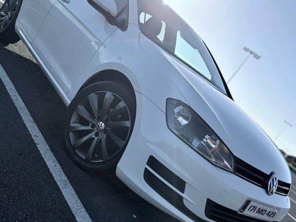 Volkswagen Golf Hatchback, Diesel, 2017, White