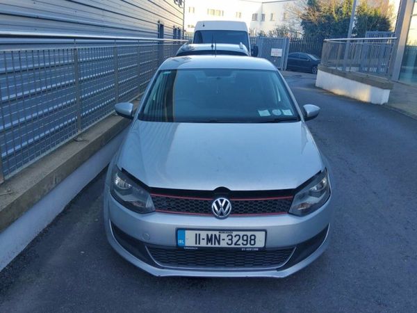 Volkswagen Polo Hatchback, Diesel, 2011, Silver
