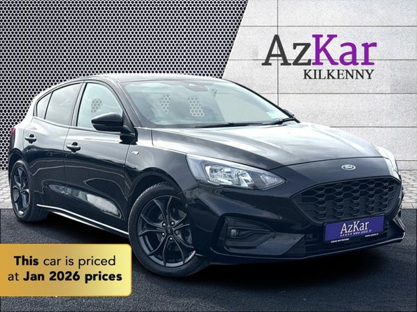 Ford Focus Hatchback, Petrol, 2022, Black