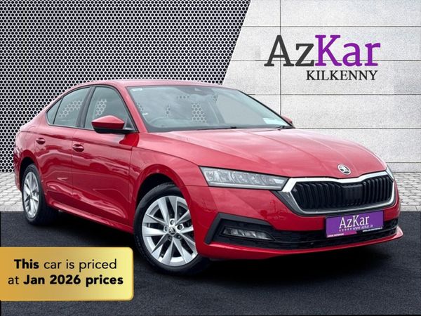 Skoda Octavia Hatchback, Petrol Plug-in Hybrid, 2022, Red