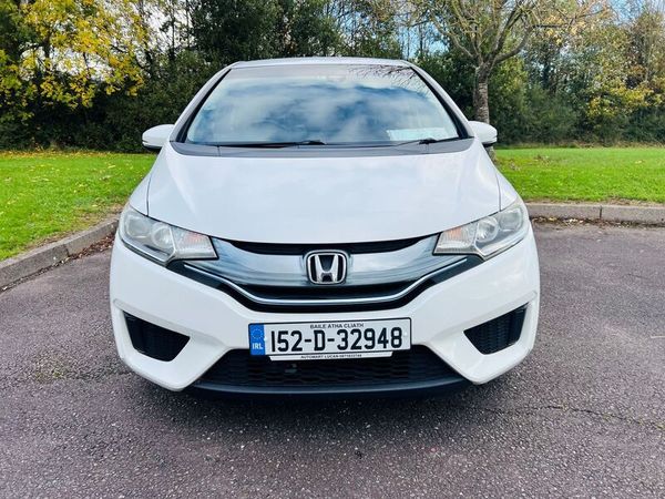 Honda Fit Hatchback, Petrol Hybrid, 2015, White