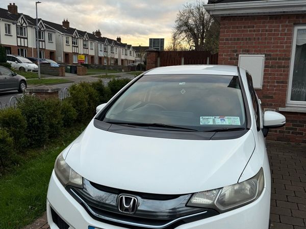 Honda Fit Hatchback, Petrol Hybrid, 2014, White