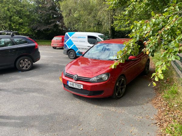 Volkswagen Golf Hatchback, Diesel, 2011, Red