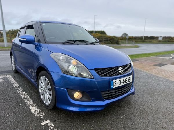 Suzuki Swift Hatchback, Petrol, 2013, Blue