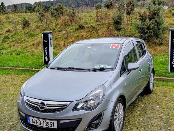 Opel Corsa Hatchback, Petrol, 2014, Silver