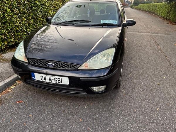 Ford Focus Saloon, Petrol, 2004, Black