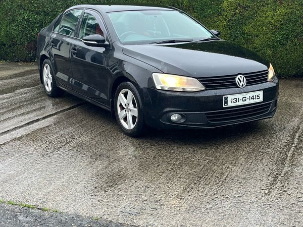 Volkswagen Jetta Saloon, Diesel, 2013, Black