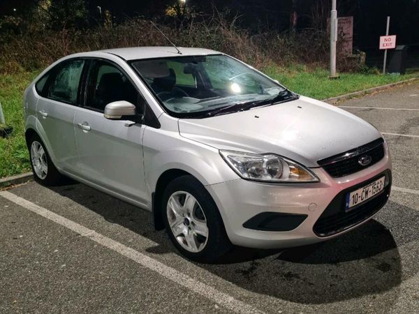 Ford Focus Hatchback, Diesel, 2010, Silver