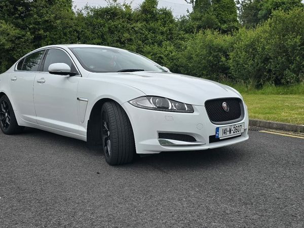 Jaguar XF Saloon, Diesel, 2014, White