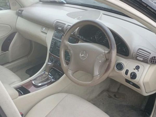 Mercedes-Benz C-Class Saloon, Petrol, 2005, Black