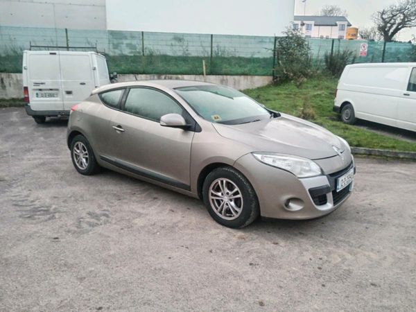 Renault Megane Coupe, Diesel, 2012, Gold