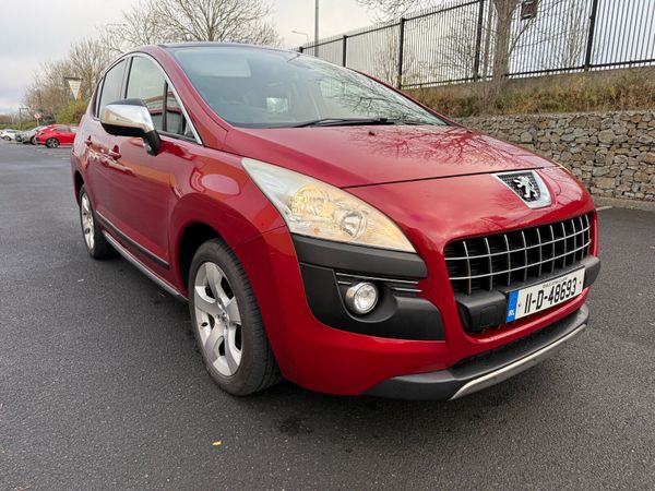 Peugeot 3008 MPV, Diesel, 2011, Red