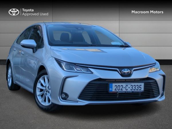 Toyota Corolla Saloon, Petrol Hybrid, 2020, Silver