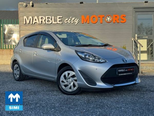 Toyota Aqua Hatchback, Petrol Hybrid, 2019, Silver