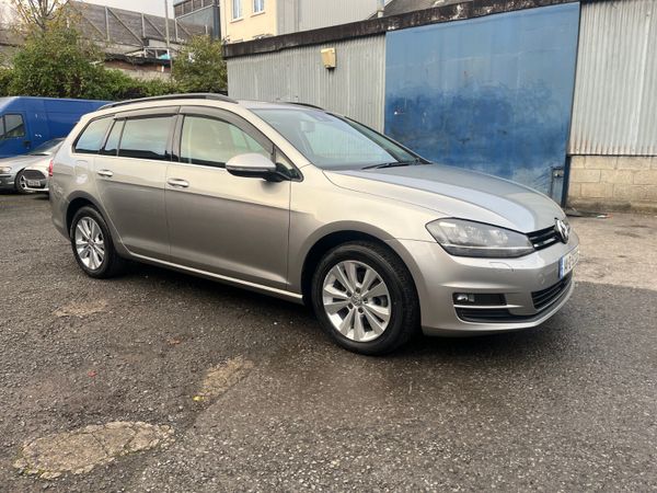 Volkswagen Golf Hatchback, Petrol, 2014, Silver