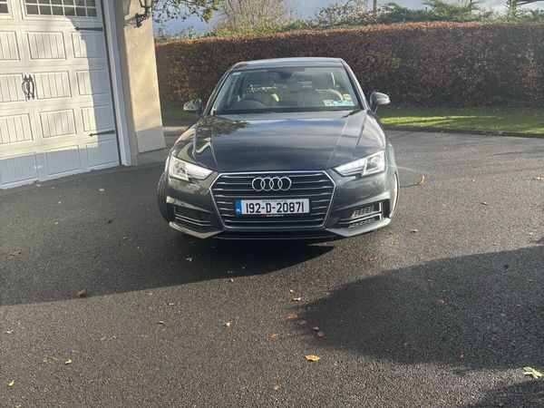 Audi A4 Saloon, Diesel, 2019, Grey