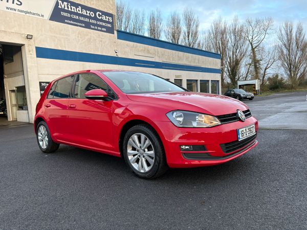 Volkswagen Golf Estate, Petrol, 2016, Red