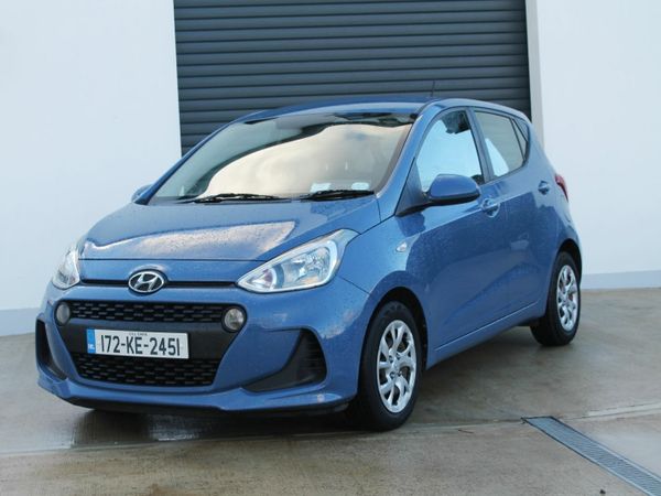 Hyundai i10 Hatchback, Petrol, 2017, Blue
