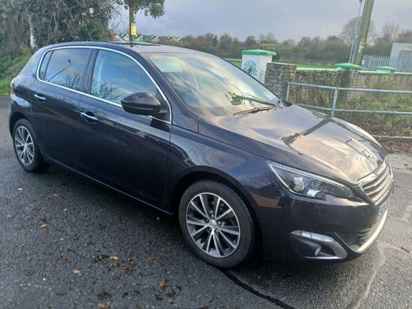 Peugeot 308 Hatchback, Petrol, 2015, Blue