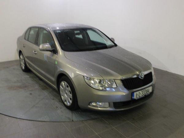 Skoda Superb Saloon, Diesel, 2011, Beige