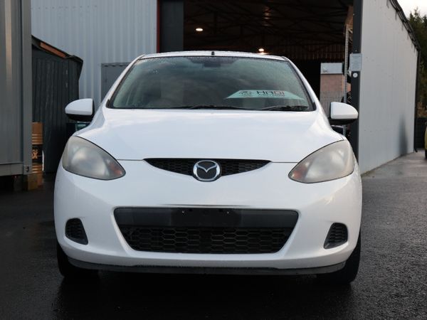 Mazda Demio Hatchback, Petrol, 2010, Red