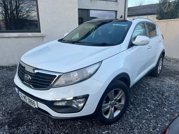 Kia Sportage SUV, Petrol, 2012, White