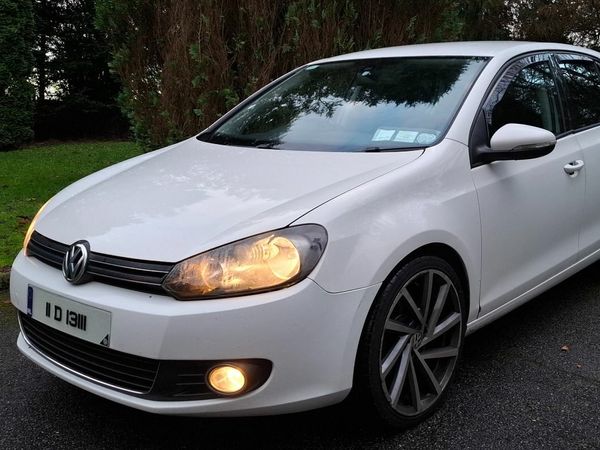 Volkswagen Golf Hatchback, Diesel, 2011, White