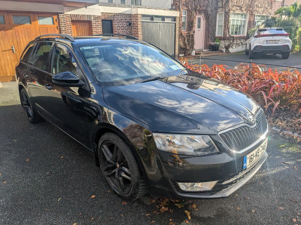 Skoda Octavia Estate, Diesel, 2016, Black