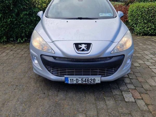 Peugeot 308 Hatchback, Diesel, 2011, Silver
