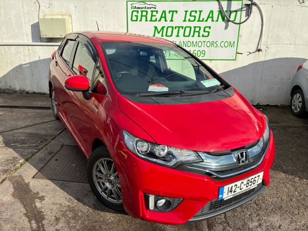 Honda Fit Hatchback, Petrol Hybrid, 2014, Red