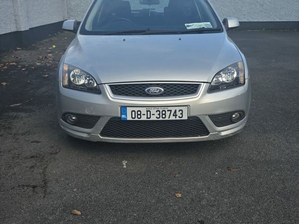 Ford Focus Hatchback, Petrol, 2008, Silver