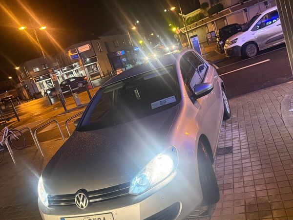 Volkswagen Golf Hatchback, Diesel, 2011, Silver