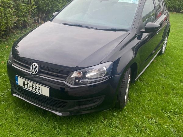 Volkswagen Polo Hatchback, Petrol, 2011, Black