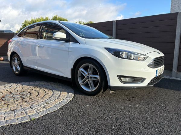 Ford Focus Saloon, Diesel, 2016, White