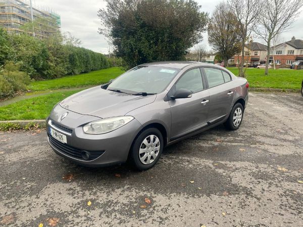 Renault Fluence Saloon, Diesel, 2011, Grey