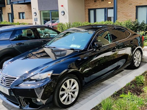 Lexus IS Saloon, Petrol Hybrid, 2015, Black