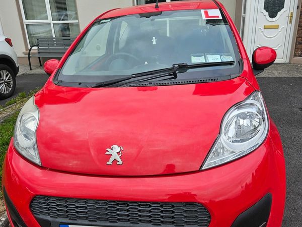 Peugeot 107 Hatchback, Petrol, 2013, Red