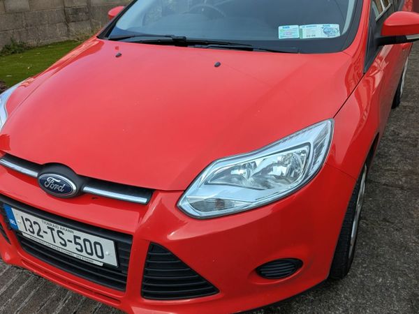 Ford Focus Hatchback, Diesel, 2013, Red