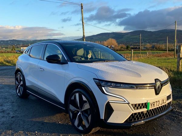 Renault Megane Hatchback, Electric, 2023, White