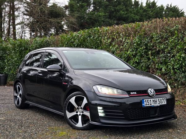 Volkswagen Golf Hatchback, Petrol, 2015, Black