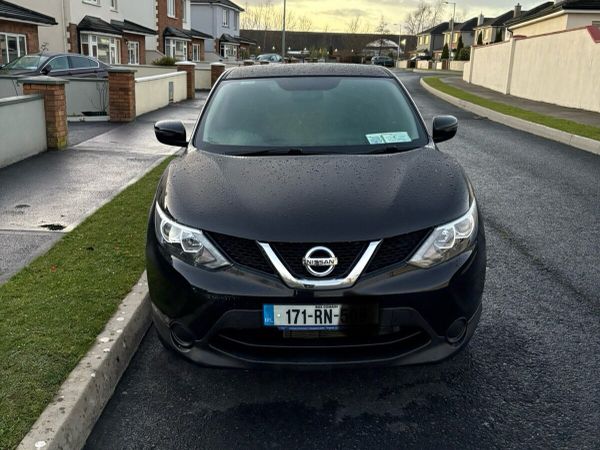 Nissan Qashqai SUV, Petrol, 2017, Black