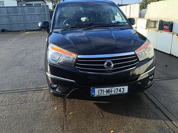 SsangYong Rodius MPV, Diesel, 2017, Black